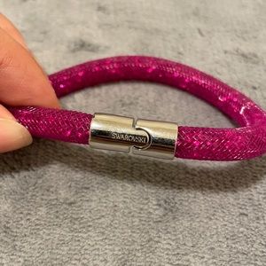 SWAROVSKI STARDUST FUCHSIA